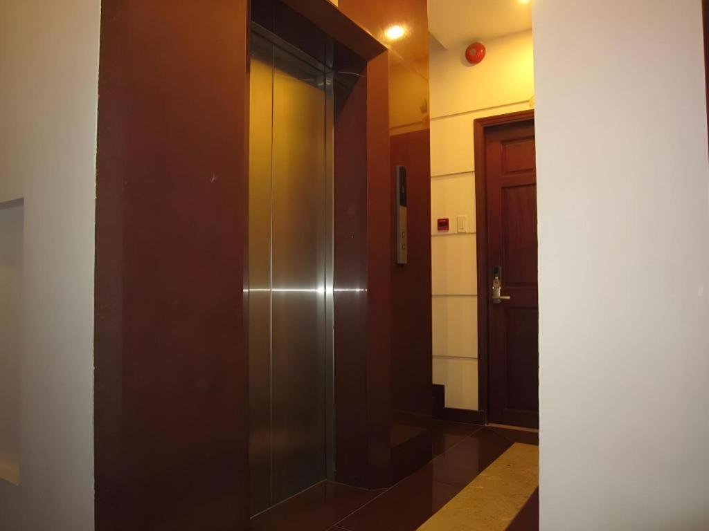 Hotel Vy Vy Airport Hotel *
